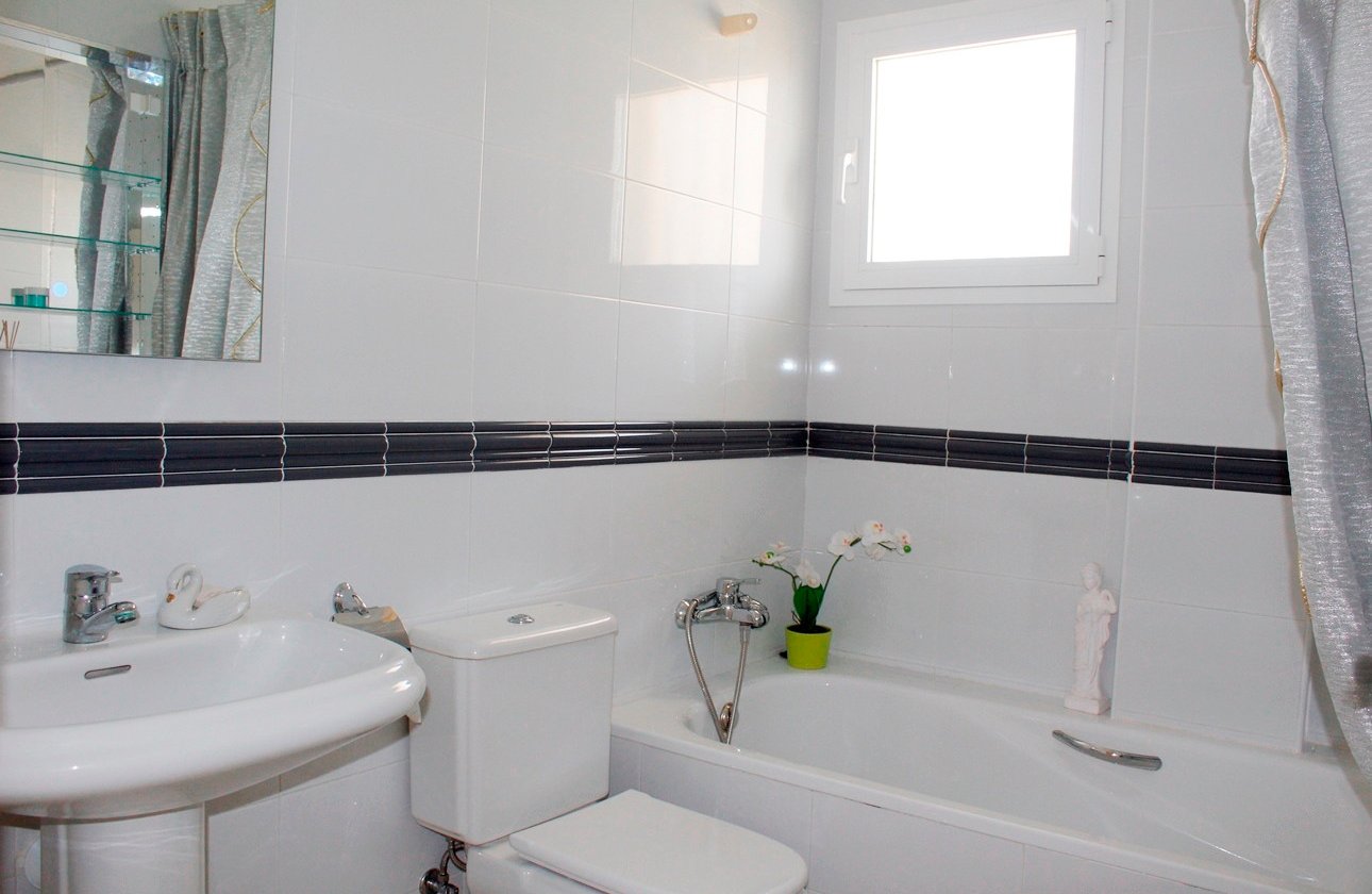 Reventa - Villa - Orihuela Costa - Campoamor Golf