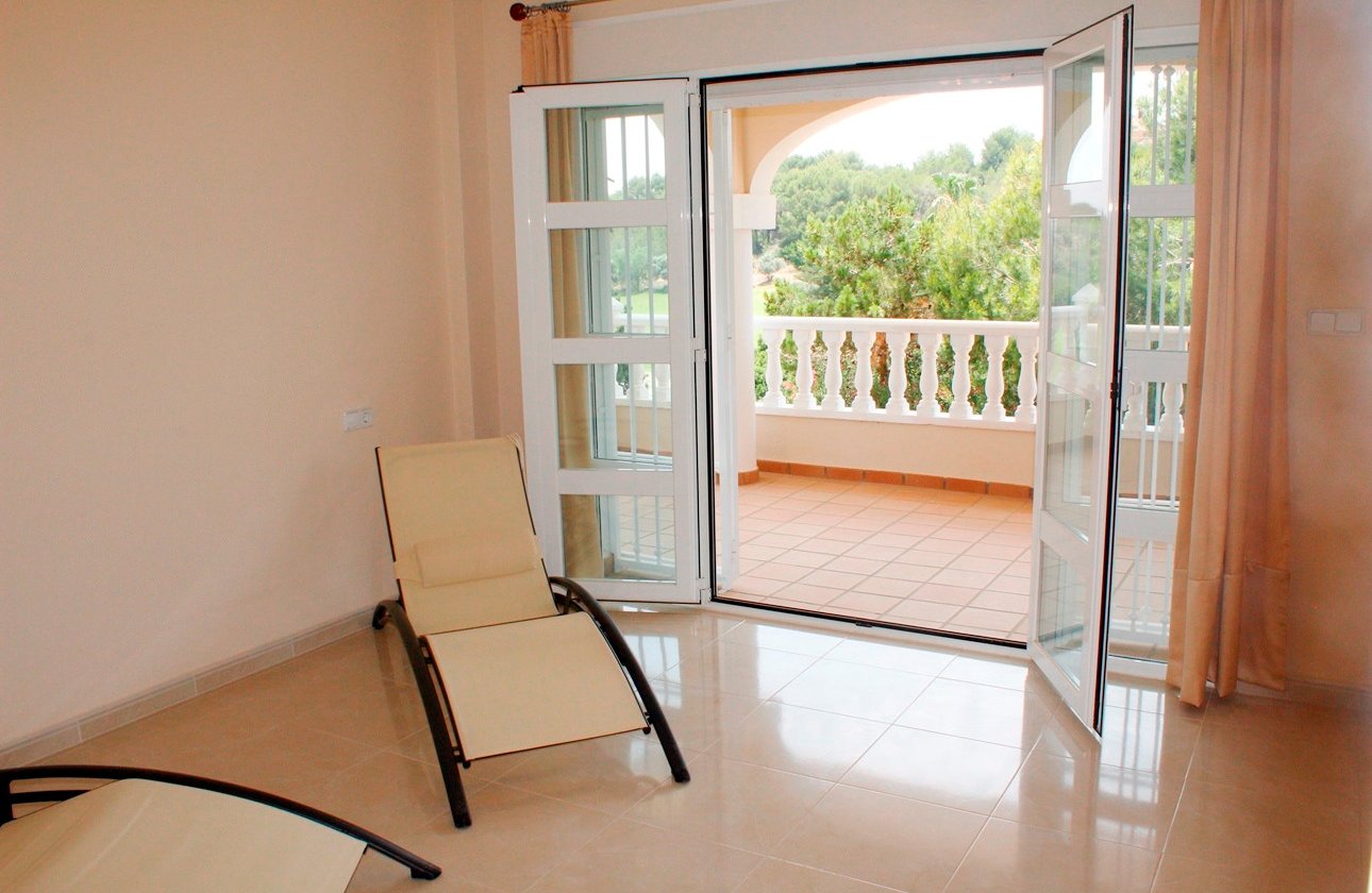 Reventa - Villa - Orihuela Costa - Campoamor Golf