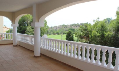 Reventa - Villa - Orihuela Costa - Campoamor Golf