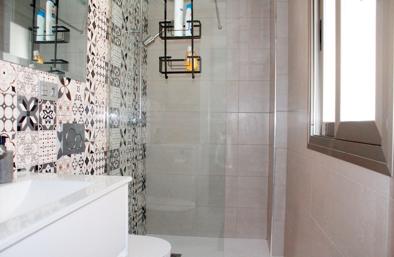 Resale - Villa - Orihuela Costa - Villamartin-Pau26