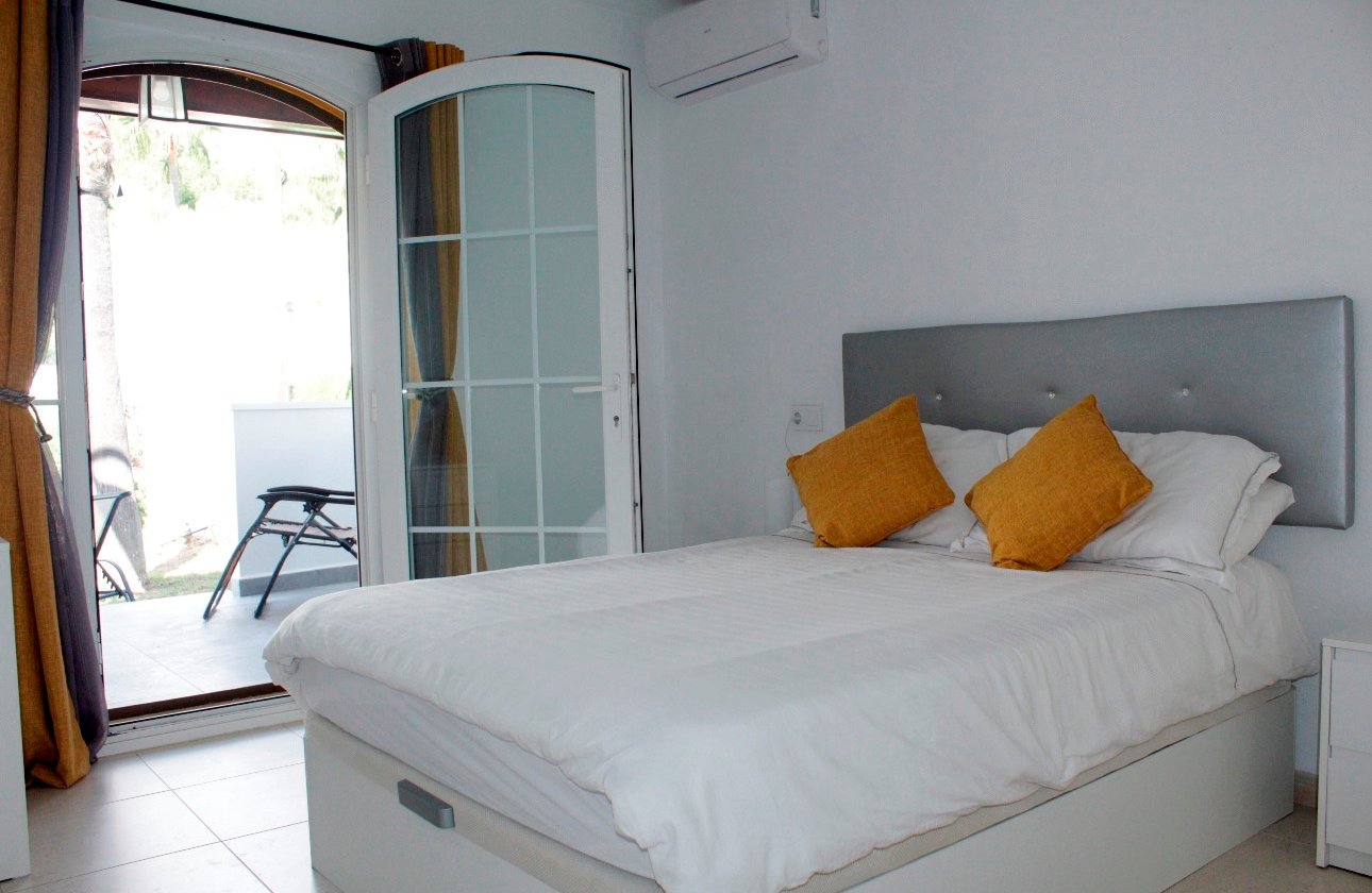 Resale - Villa - Orihuela Costa - Villamartin Fortuna