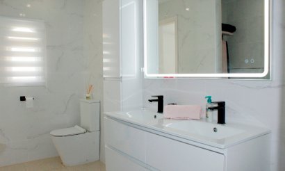 Resale - Villa - Orihuela Costa - Villamartin Fortuna