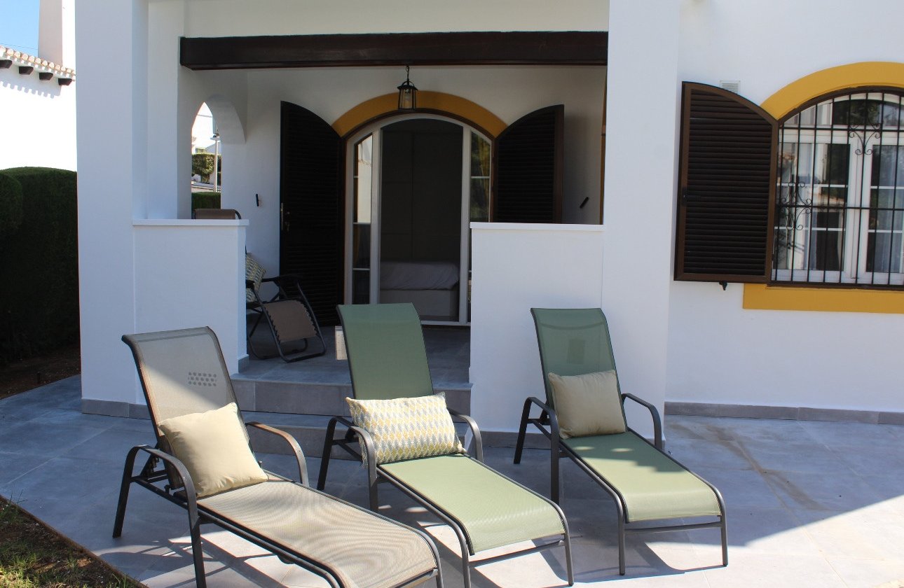 Resale - Villa - Orihuela Costa - Villamartin Fortuna