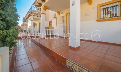 Resale - Townhouse - Orihuela Costa - La Regia