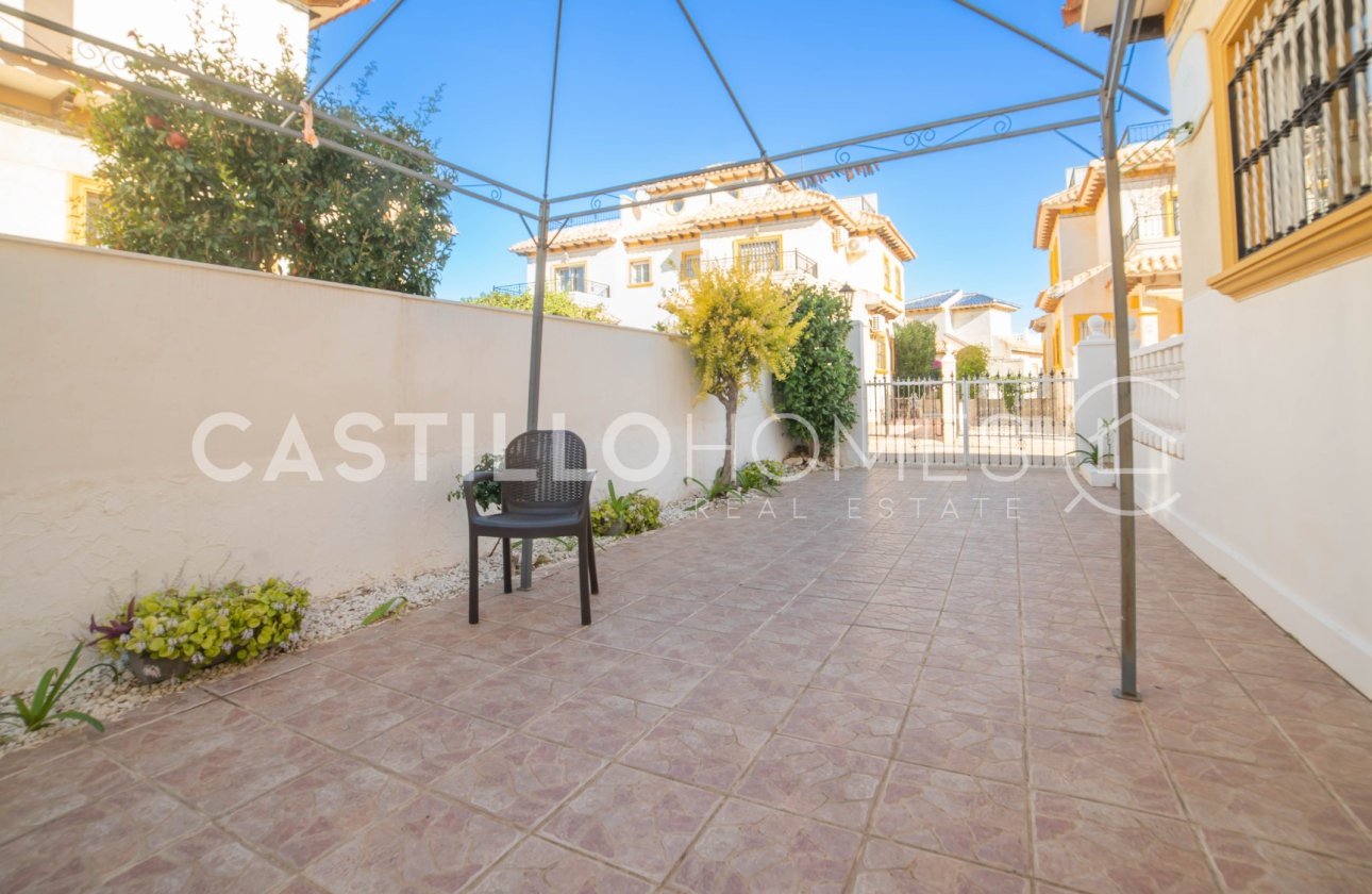 Resale - Townhouse - Orihuela Costa - La Regia