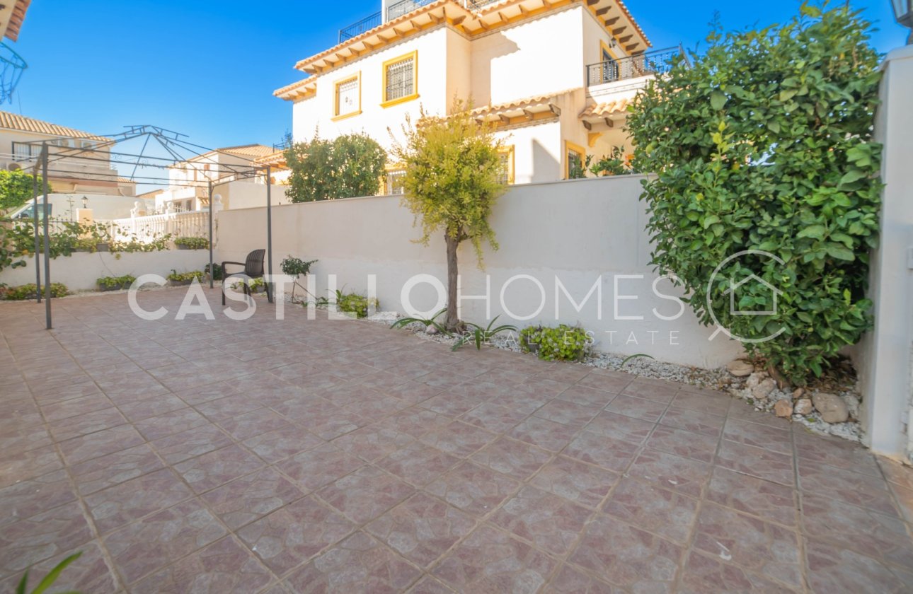 Resale - Townhouse - Orihuela Costa - La Regia