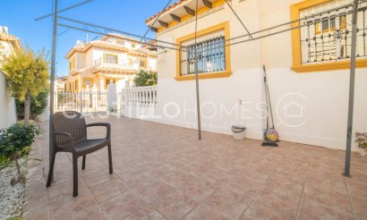 Resale - Townhouse - Orihuela Costa - La Regia