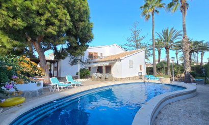 Resale - Villa - Orihuela Costa - Cabo Roig