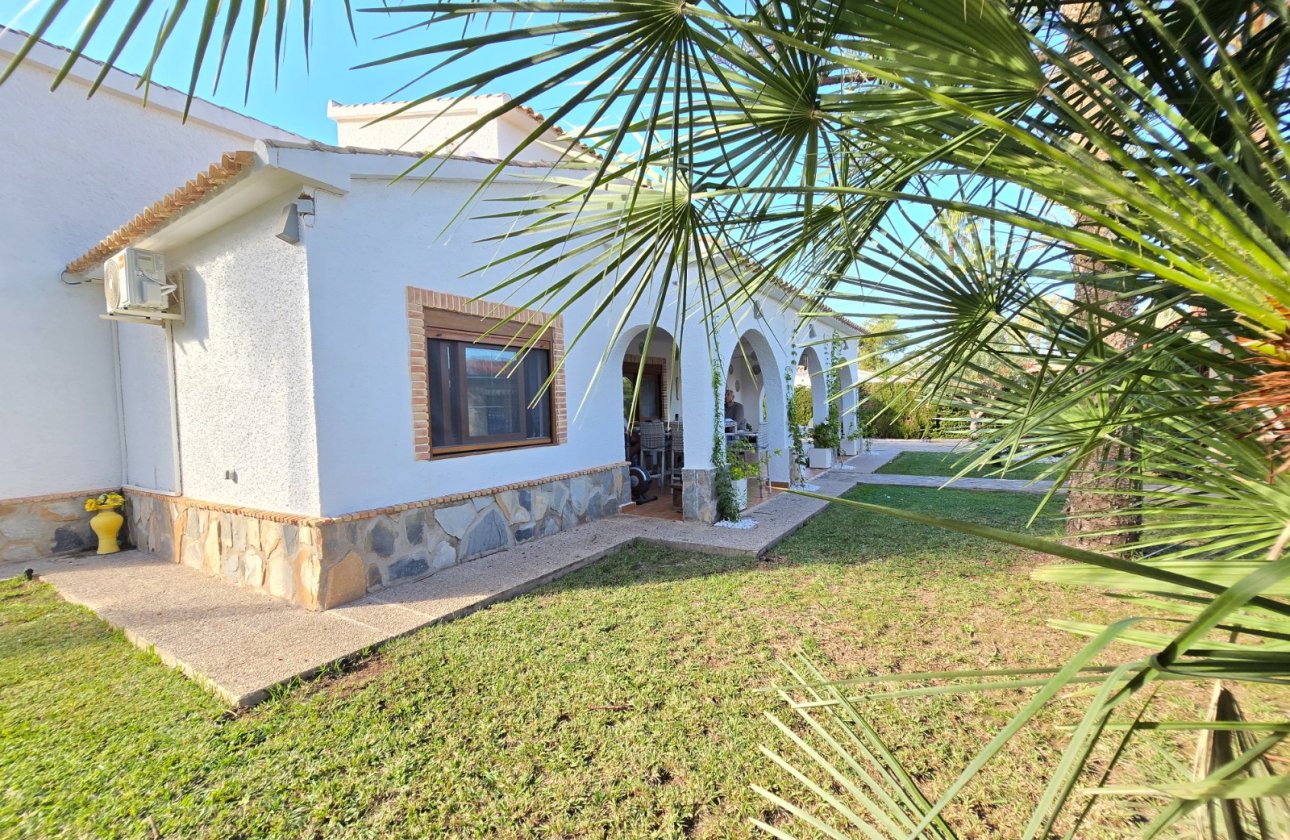 Resale - Villa - Orihuela Costa - Cabo Roig