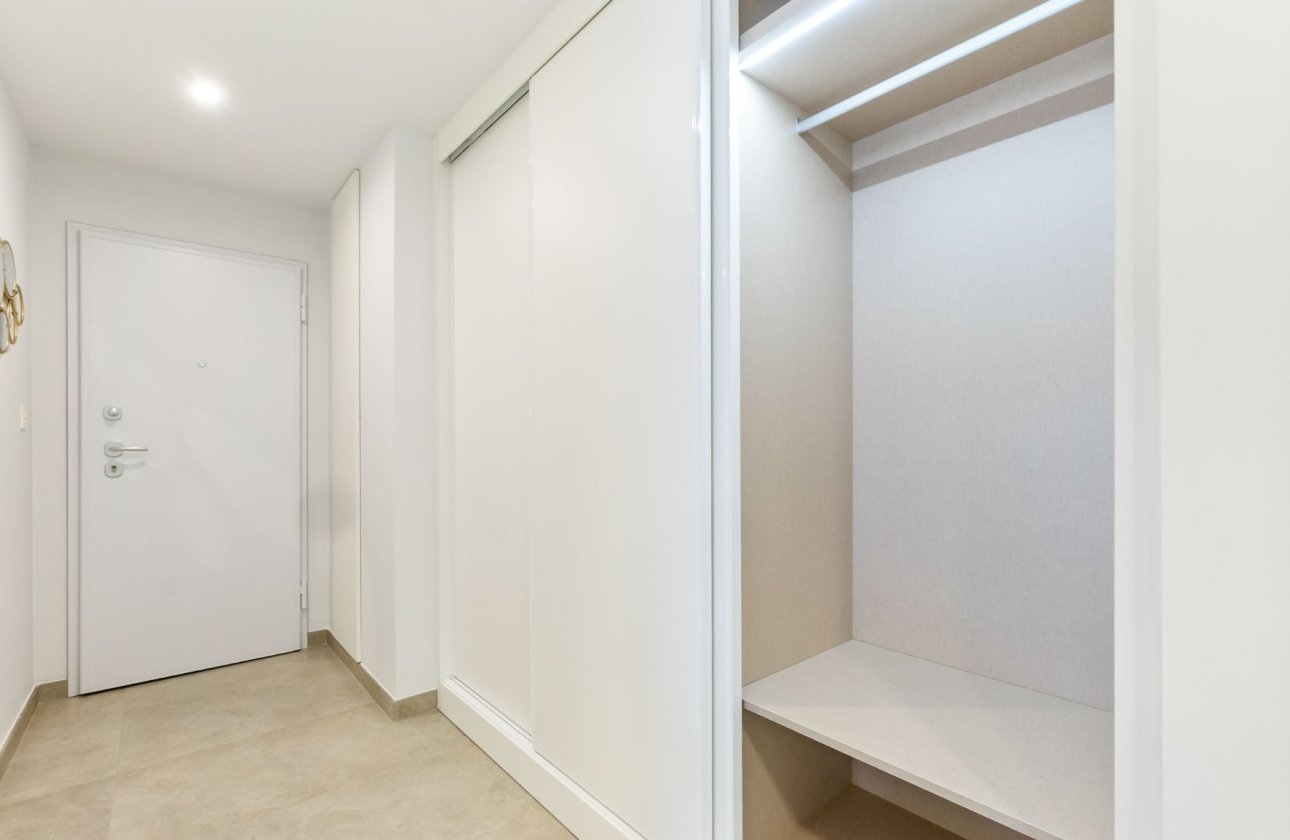 Resale - Apartment / flat - Torrevieja - Playa de El Cura