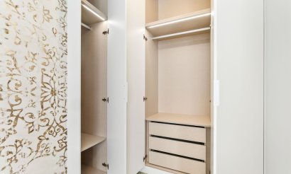 Resale - Apartment / flat - Torrevieja - Playa de El Cura