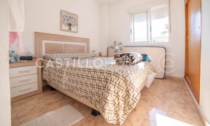 Resale - Apartment / flat - Torrevieja - Centro