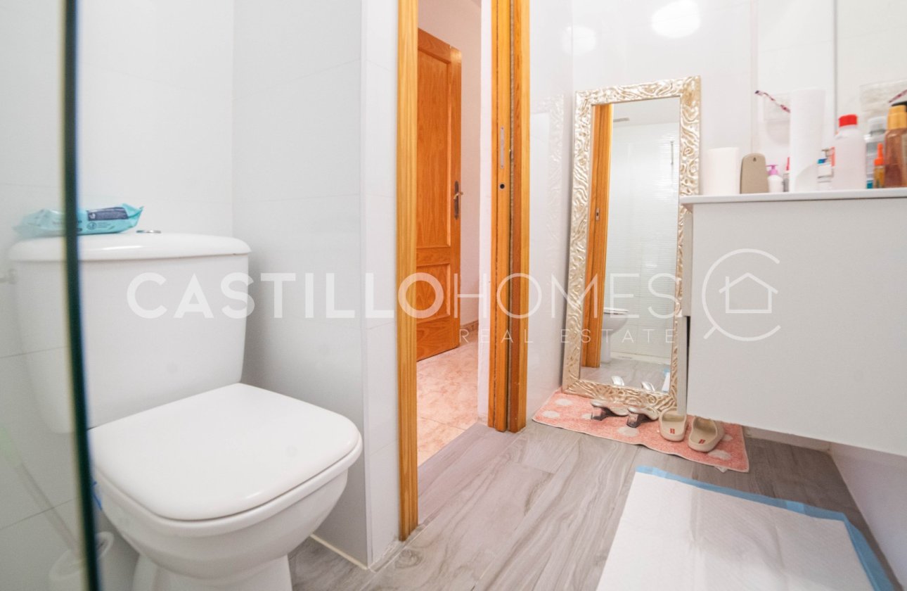 Resale - Apartment / flat - Torrevieja - Centro