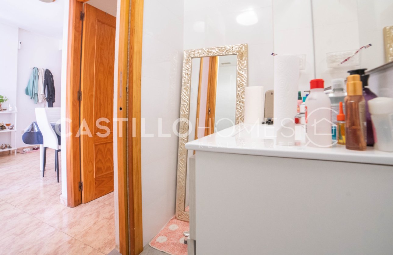 Resale - Apartment / flat - Torrevieja - Centro