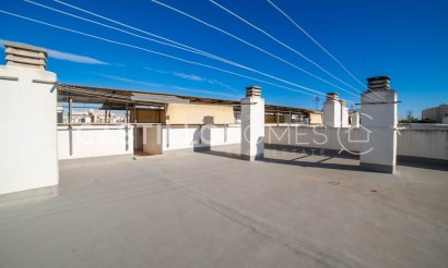 Resale - Apartment / flat - Torrevieja - Centro