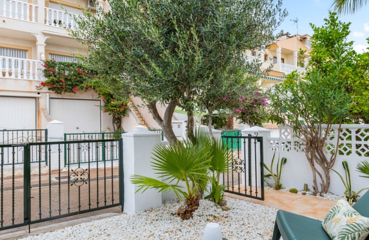 Resale - Townhouse - Orihuela Costa - Villamartín