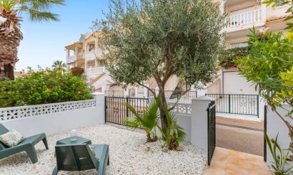 Resale - Townhouse - Orihuela Costa - Villamartín