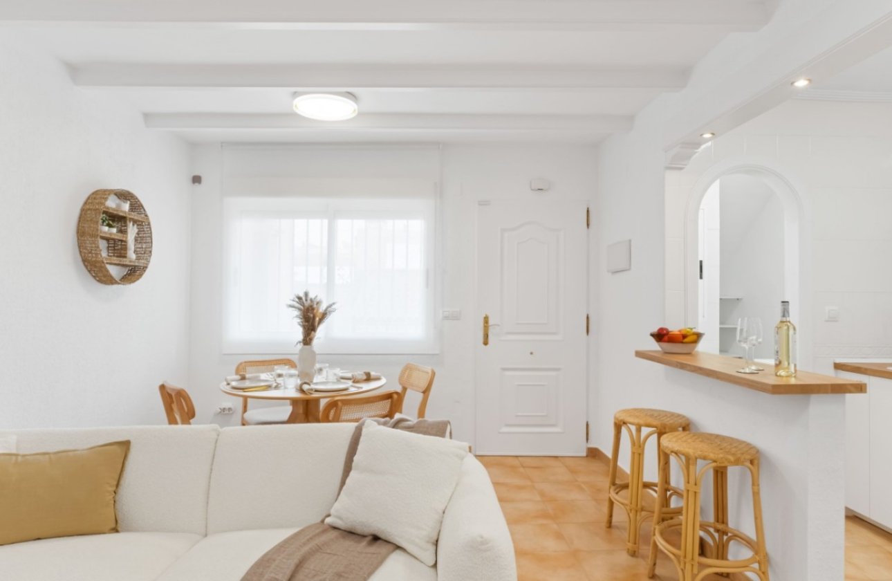 Resale - Townhouse - Orihuela Costa - Villamartín