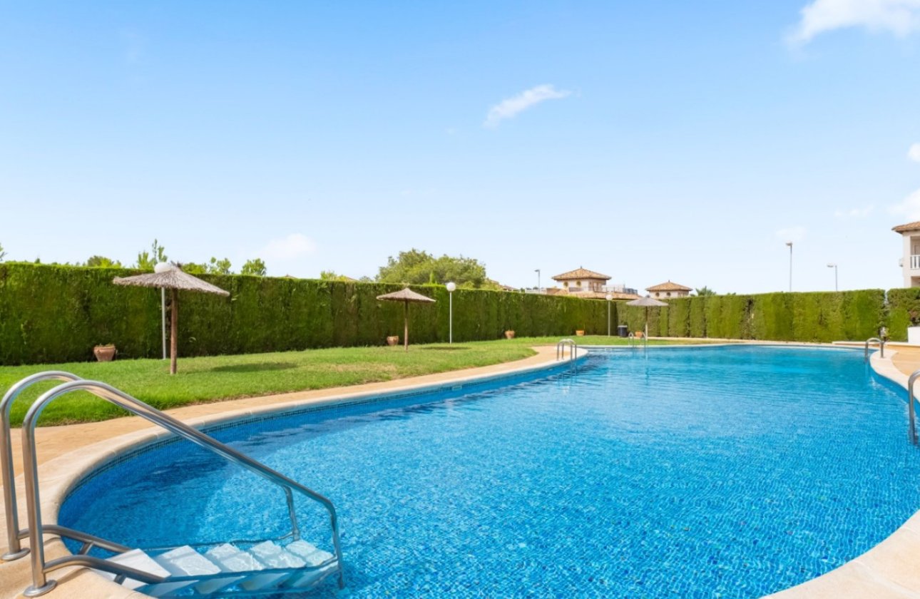 Resale - Townhouse - Orihuela Costa - Villamartín