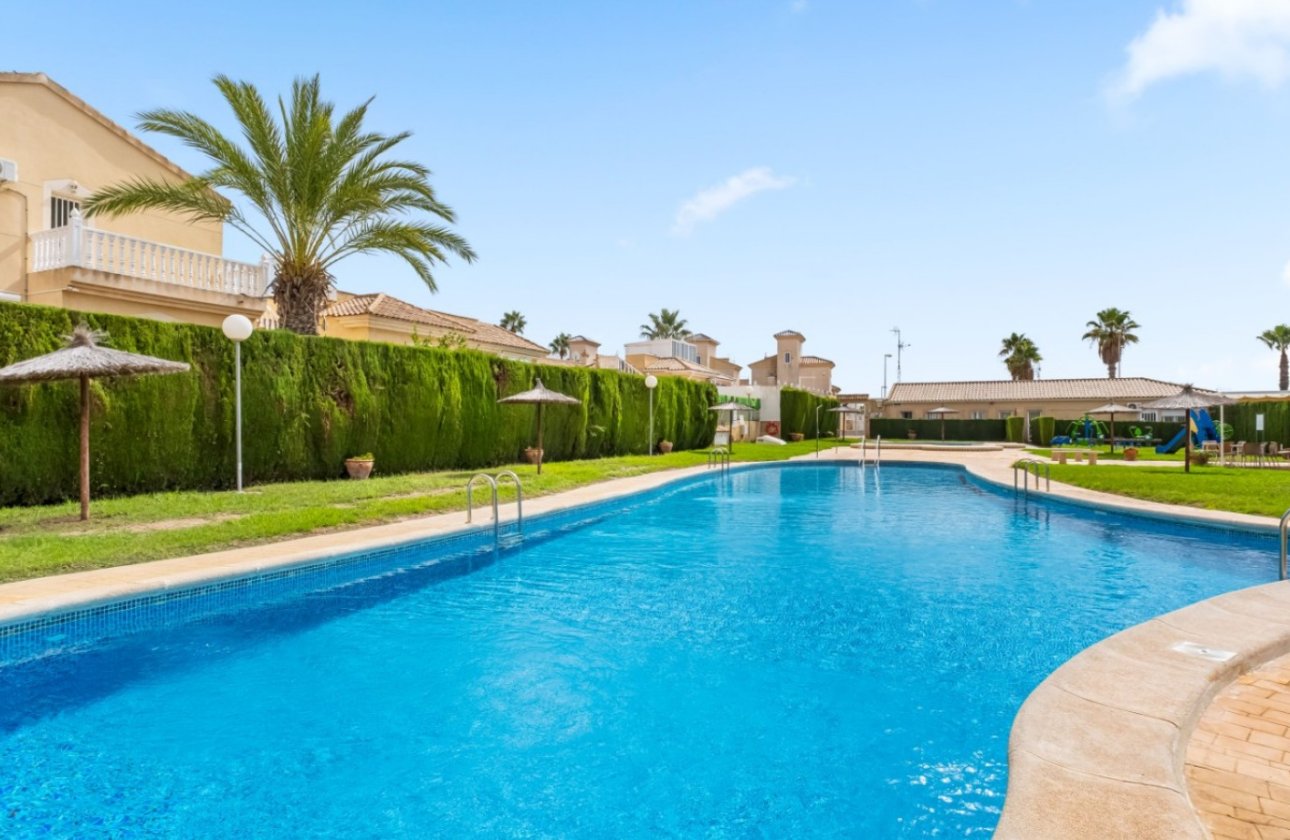Resale - Townhouse - Orihuela Costa - Villamartín
