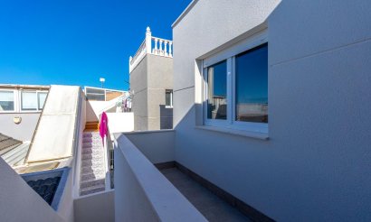 Resale - Villa / Semi detached - Torrevieja - El chaparral