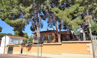 Resale - Villa - Torrevieja - Los Balcones