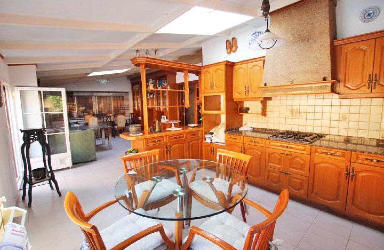 Resale - Villa - Torrevieja - Los Balcones