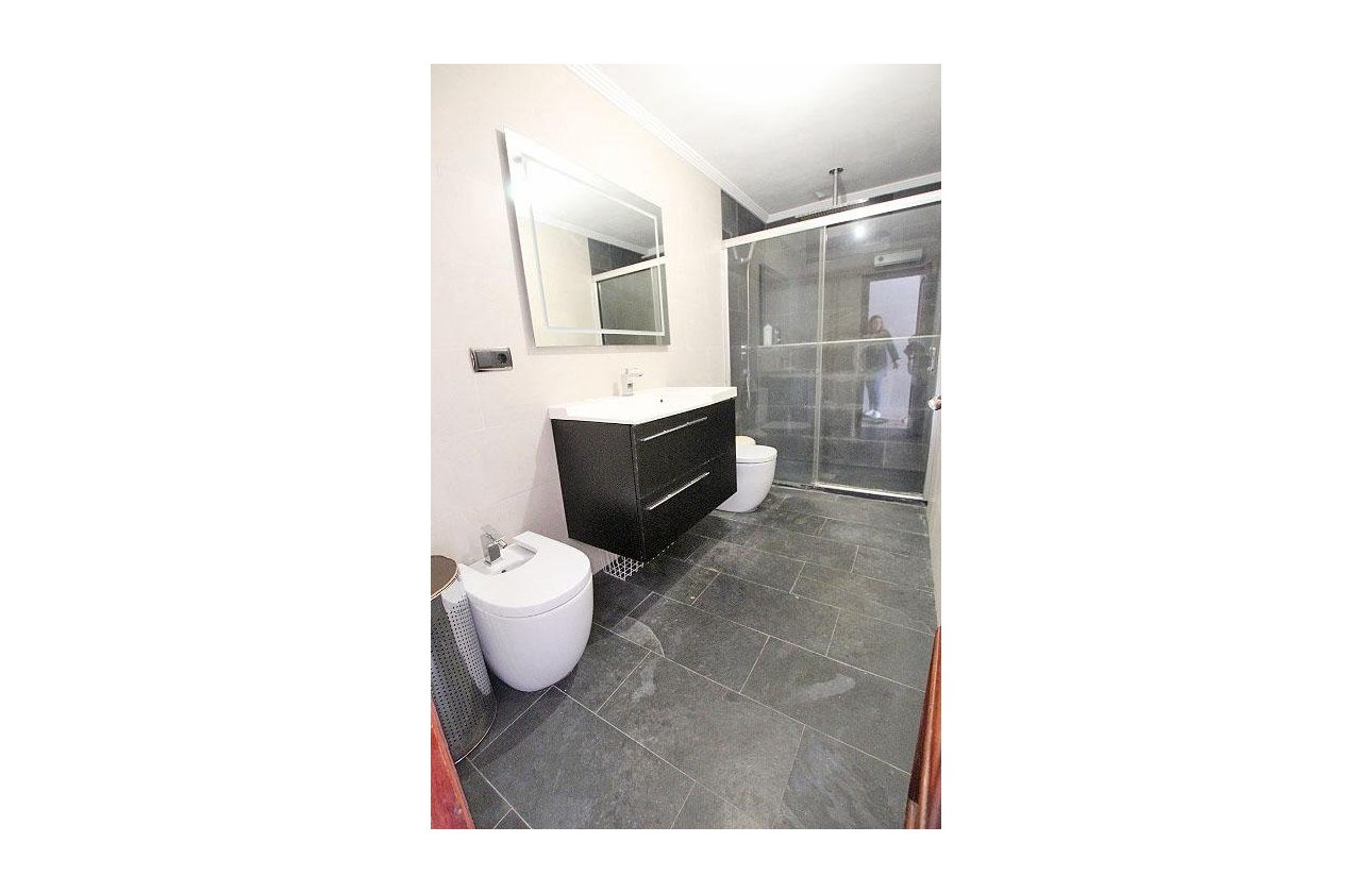 Resale - Villa - Torrevieja - Los Balcones