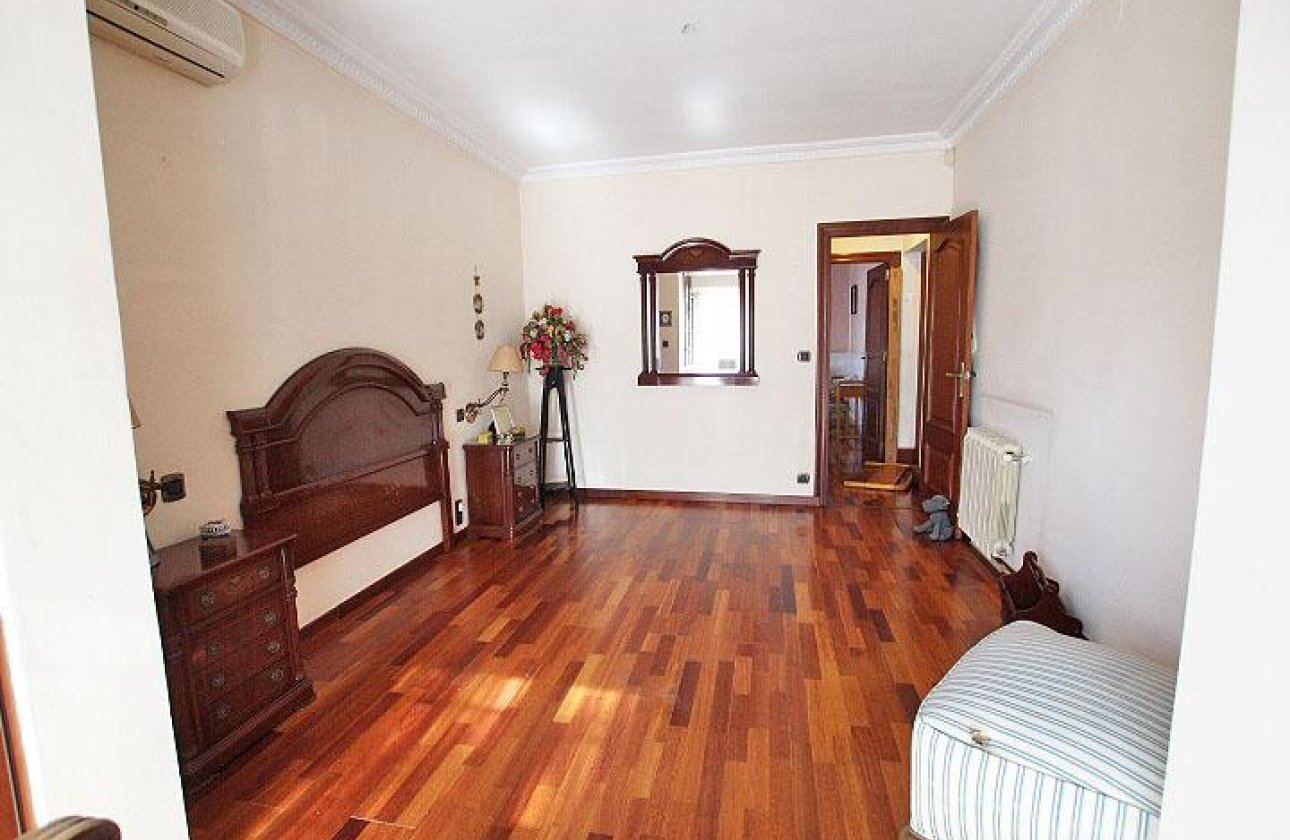 Resale - Villa - Torrevieja - Los Balcones