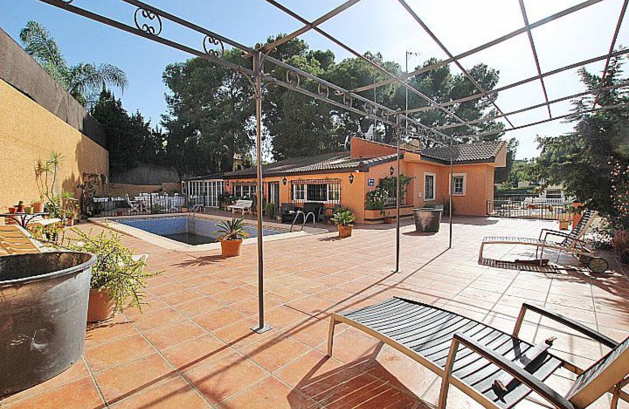 Resale - Villa - Torrevieja - Los Balcones