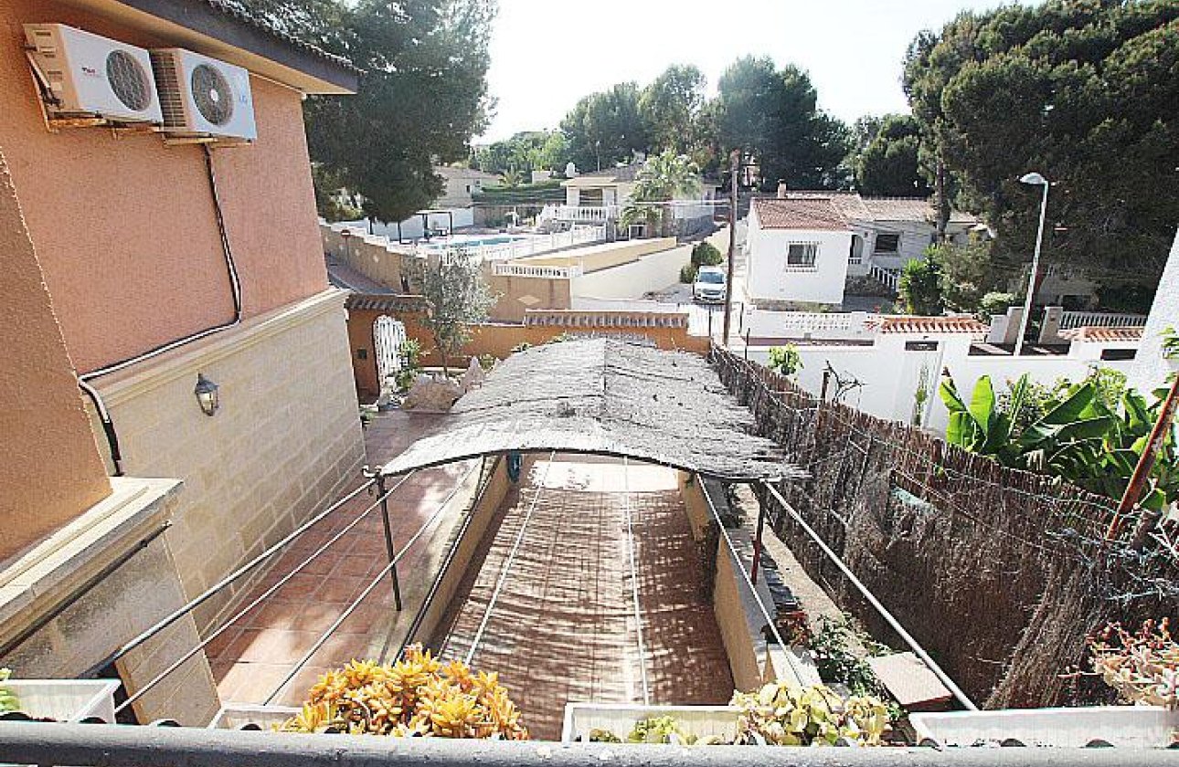 Resale - Villa - Torrevieja - Los Balcones