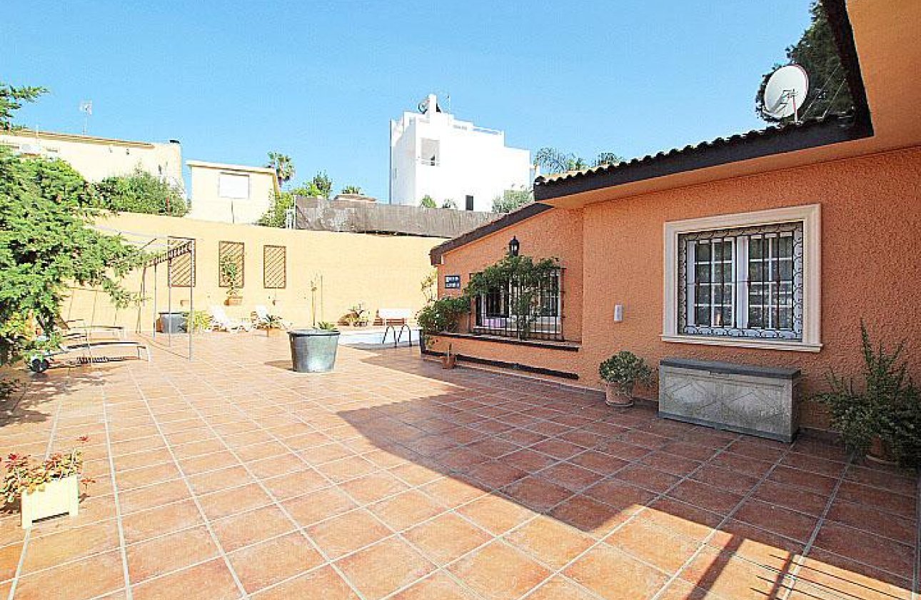 Resale - Villa - Torrevieja - Los Balcones