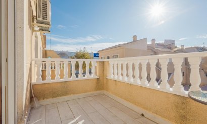 Resale - Apartment / flat - Torrevieja - Parque de Las Naciones
