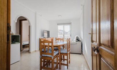 Resale - Apartment / flat - Torrevieja - Parque de Las Naciones