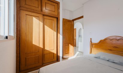 Resale - Apartment / flat - Torrevieja - Parque de Las Naciones