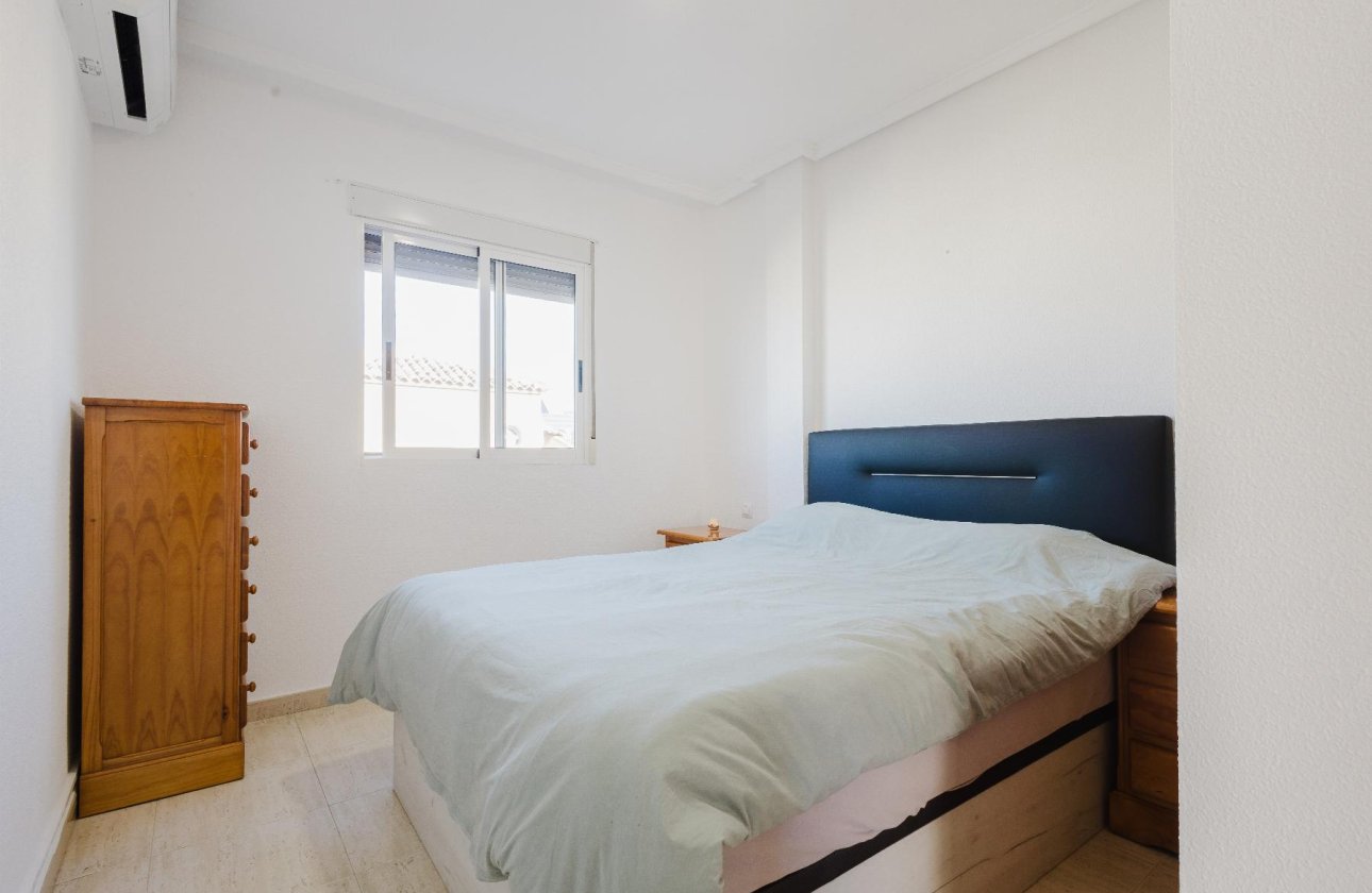 Resale - Apartment / flat - Torrevieja - Parque de Las Naciones