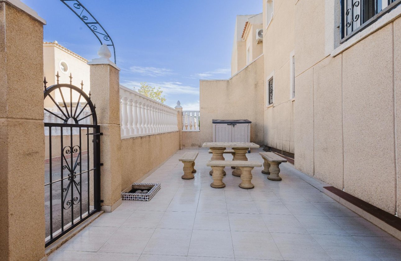 Resale - Apartment / flat - Torrevieja - Parque de Las Naciones