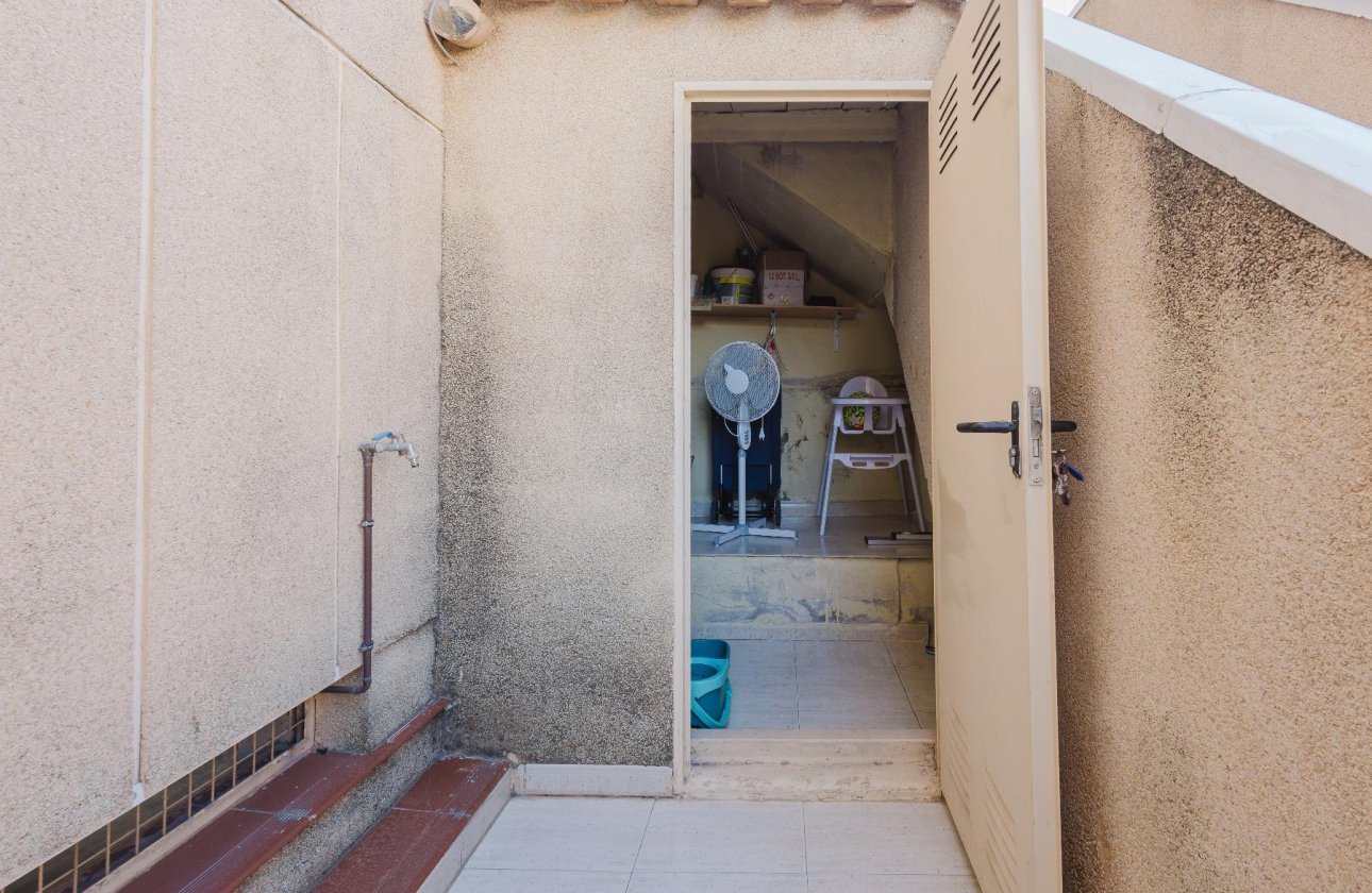 Resale - Apartment / flat - Torrevieja - Parque de Las Naciones