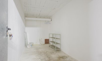 Resale - Apartment / flat - Torrevieja - Parque de Las Naciones