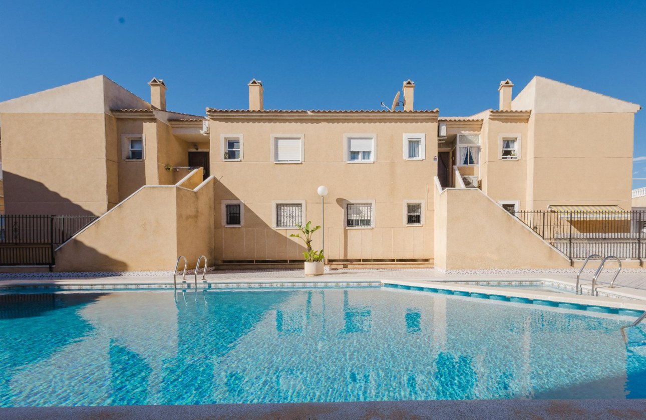 Resale - Apartment / flat - Torrevieja - Parque de Las Naciones