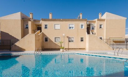 Resale - Apartment / flat - Torrevieja - Parque de Las Naciones
