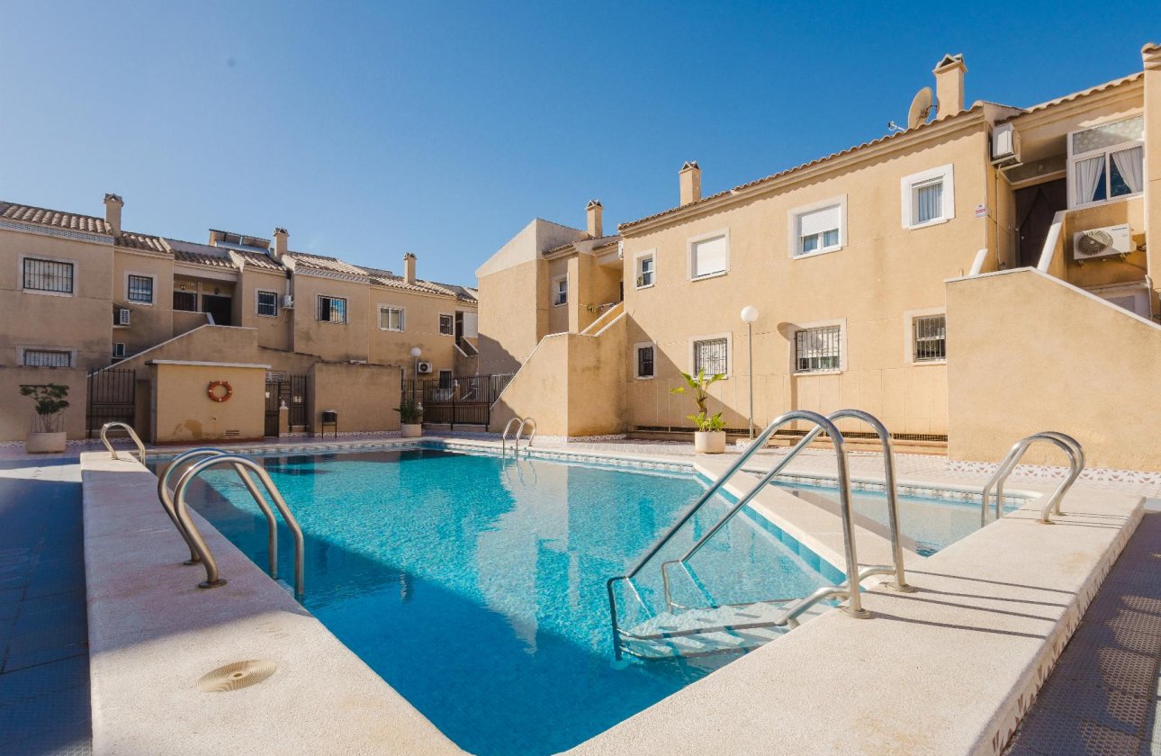 Resale - Apartment / flat - Torrevieja - Parque de Las Naciones