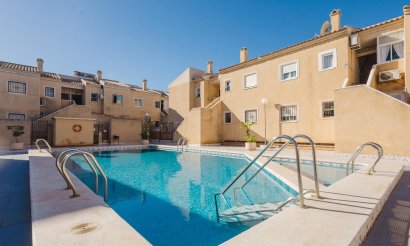 Resale - Apartment / flat - Torrevieja - Parque de Las Naciones