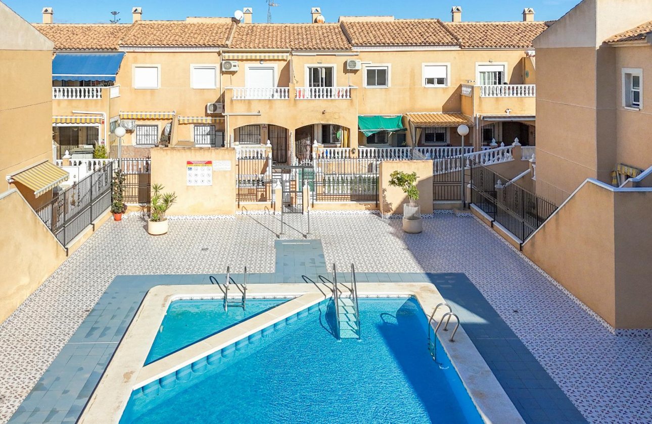 Resale - Apartment / flat - Torrevieja - Parque de Las Naciones