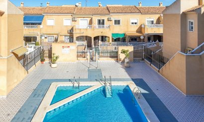 Resale - Apartment / flat - Torrevieja - Parque de Las Naciones