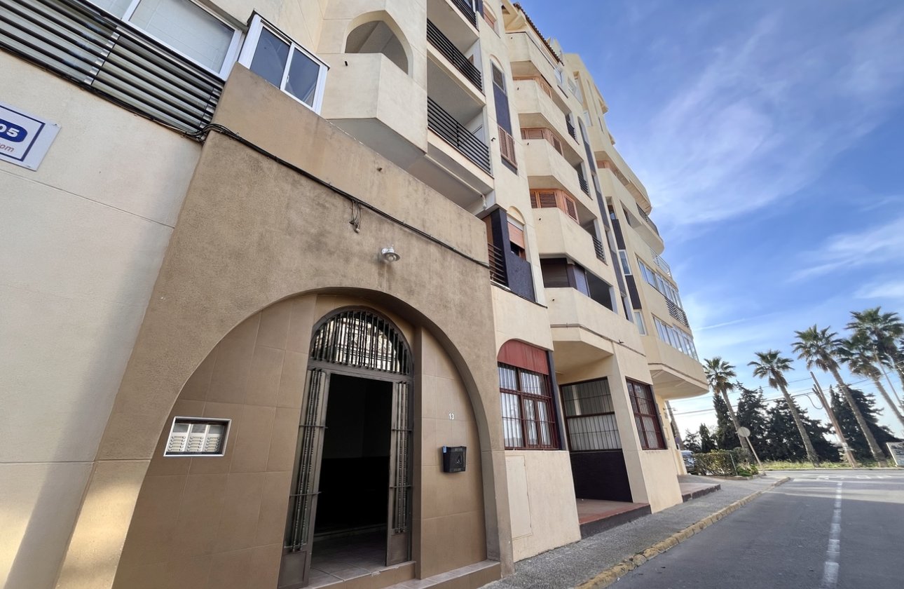 Resale - Apartment / flat - Torrevieja