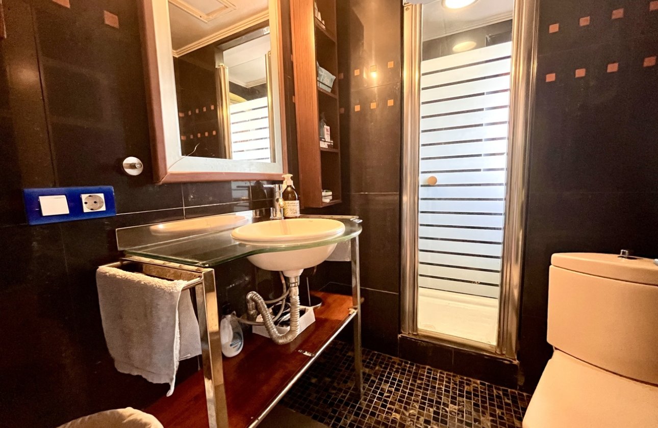 Resale - Apartment / flat - Torrevieja