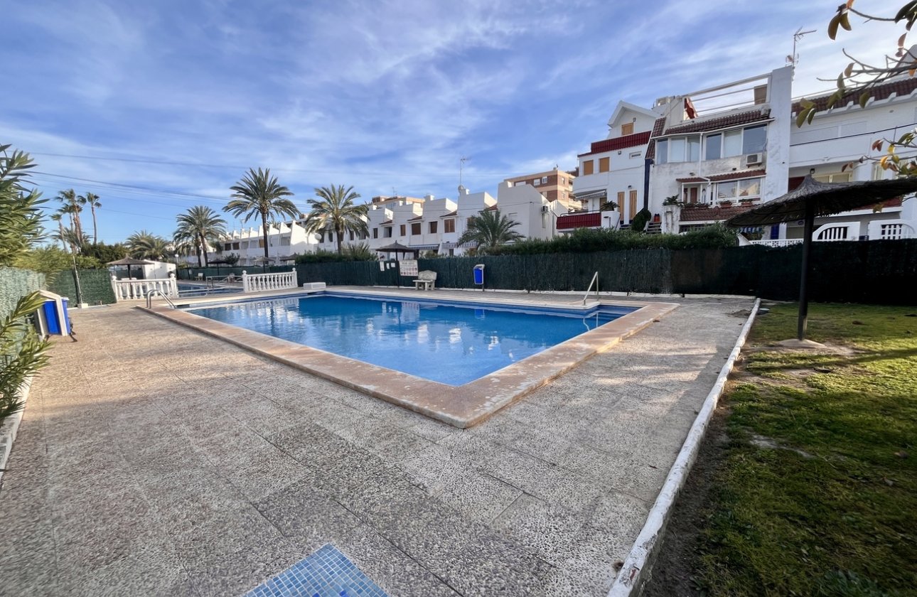 Resale - Apartment / flat - Torrevieja