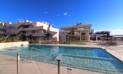 Resale - Apartment / flat - Guardamar del Segura - El Raso