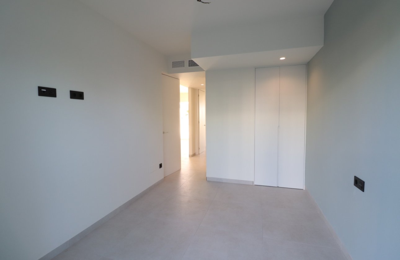 Resale - Apartment / flat - Guardamar del Segura - El Raso